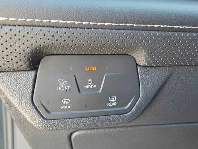 Used 2026 Volkswagen Atlas SE FWD image 29