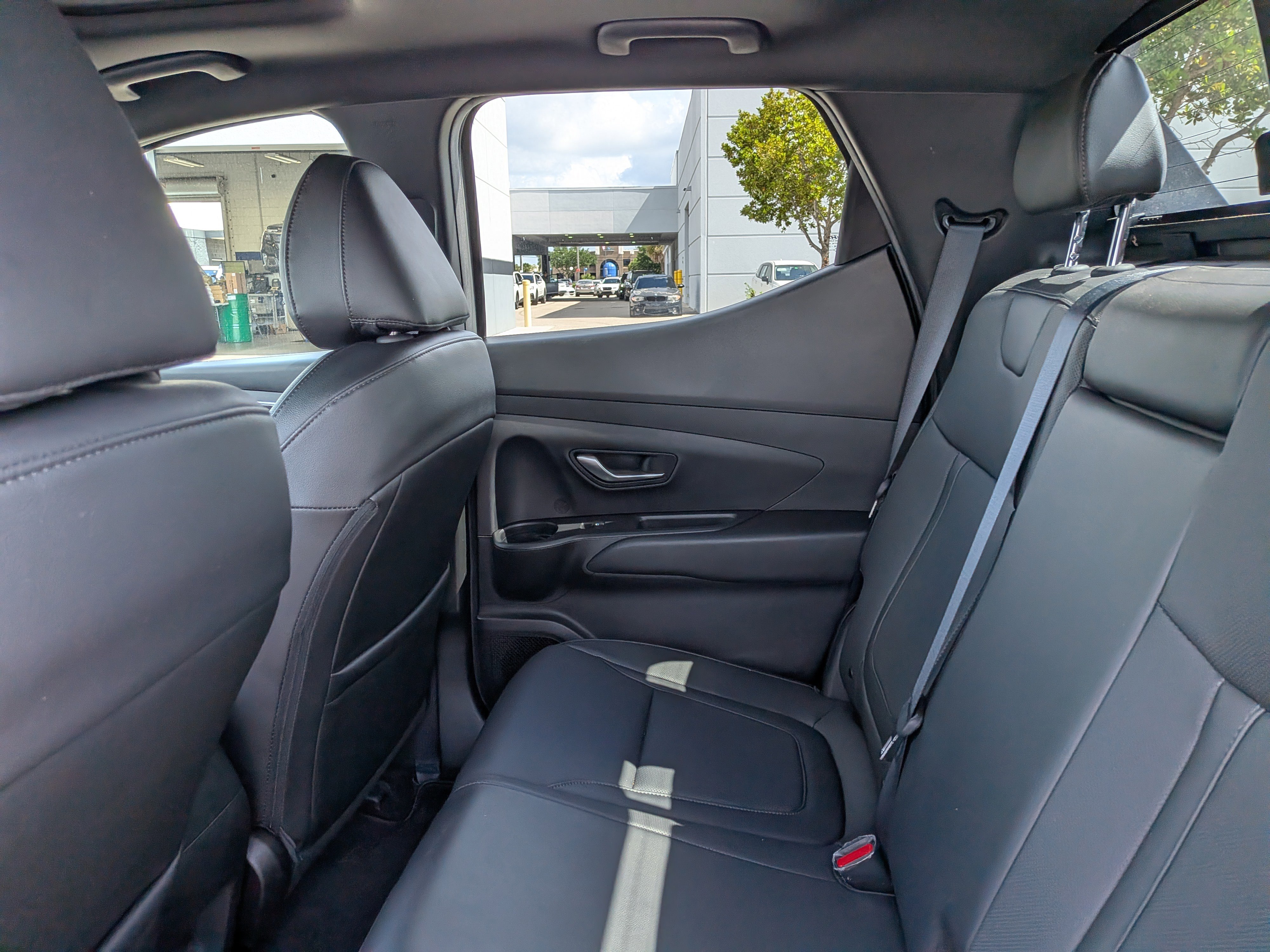 Used 2024 Hyundai Santa Cruz Night AWD/4WD image 14