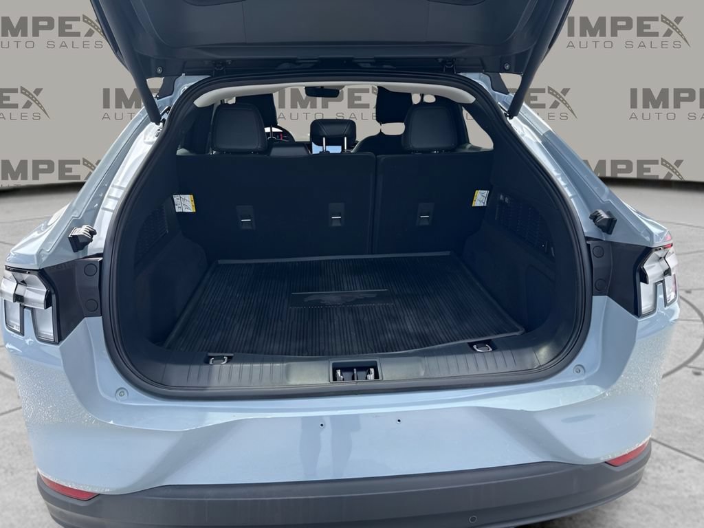 Used 2025 Ford Mustang Mach-E Premium AWD/4WD image 18