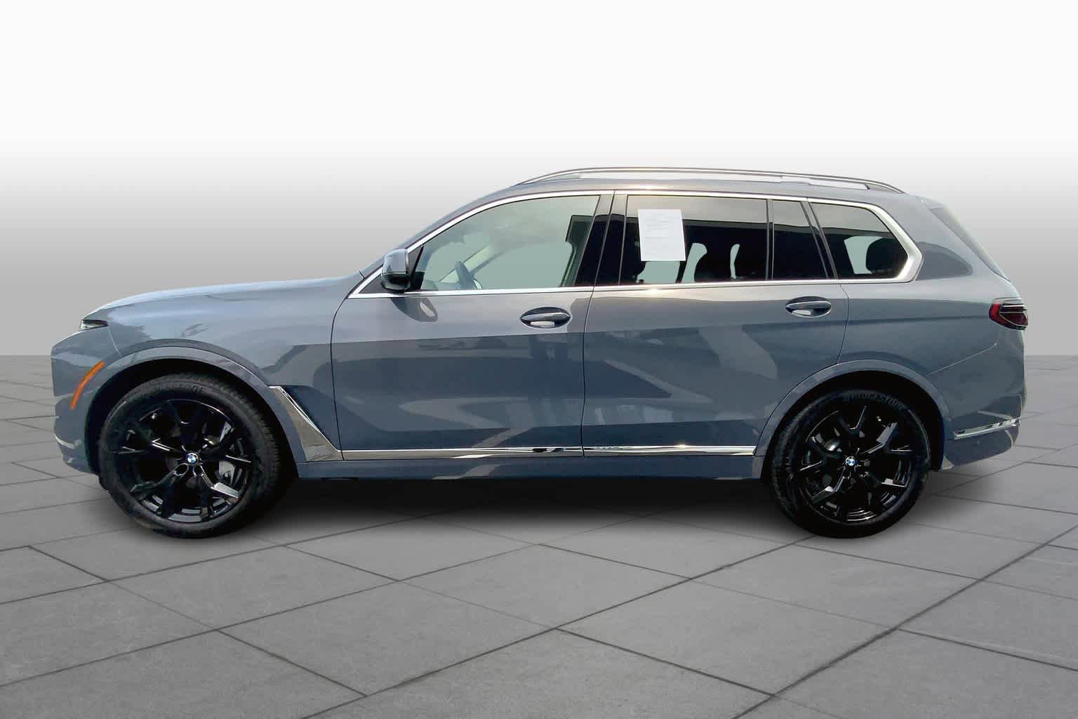 Used 2024 BMW X7 xDrive40i image 31