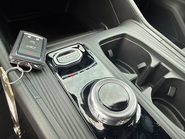 New 2026 Jeep Cherokee Laredo AWD/4WD image 31