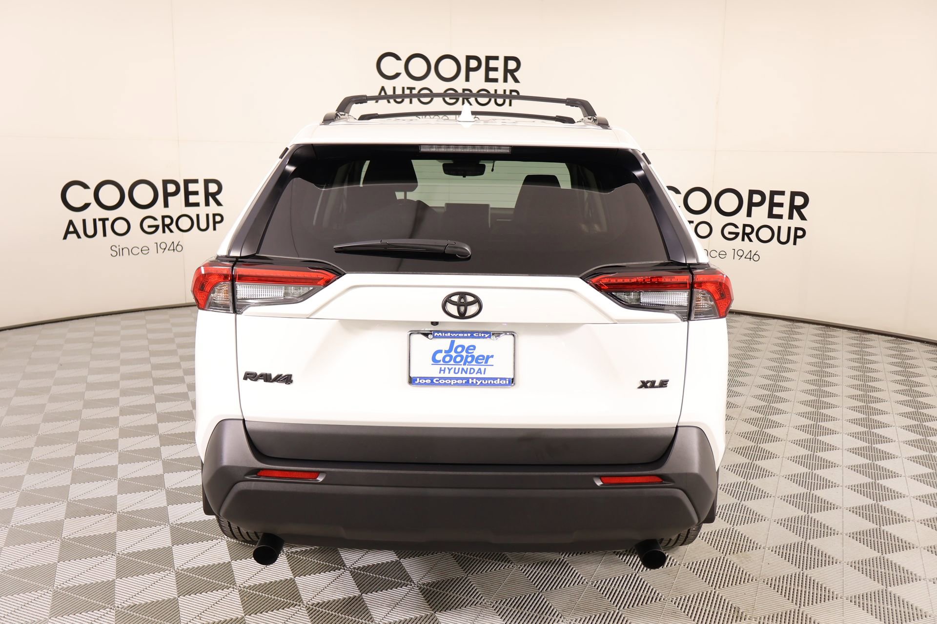 Used 2025 Toyota RAV4 XLE image 20