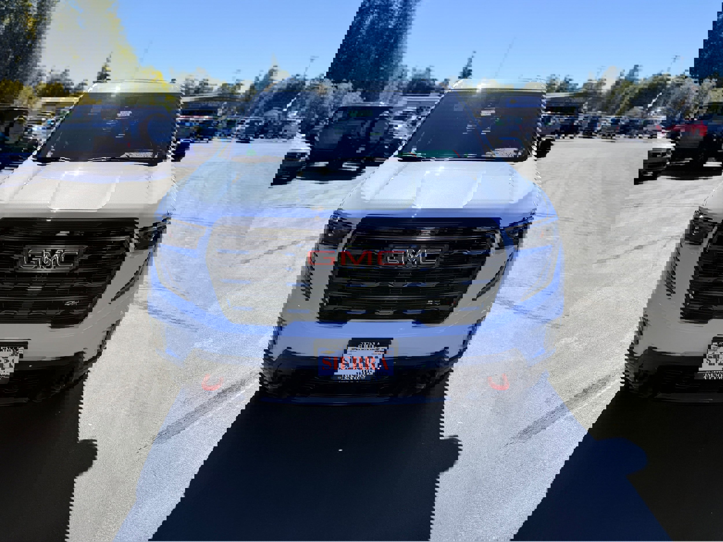 New 2026 GMC Acadia AT4 w/ Luxury Package image 2