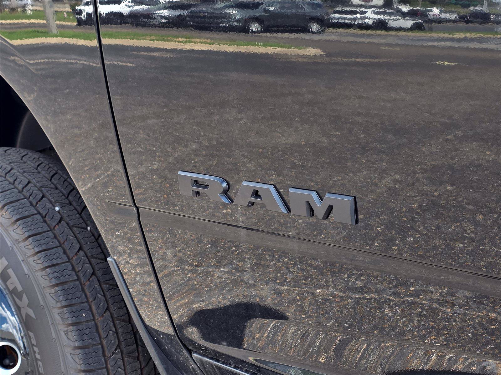 New 2026 RAM 3500 Big Horn AWD/4WD image 29