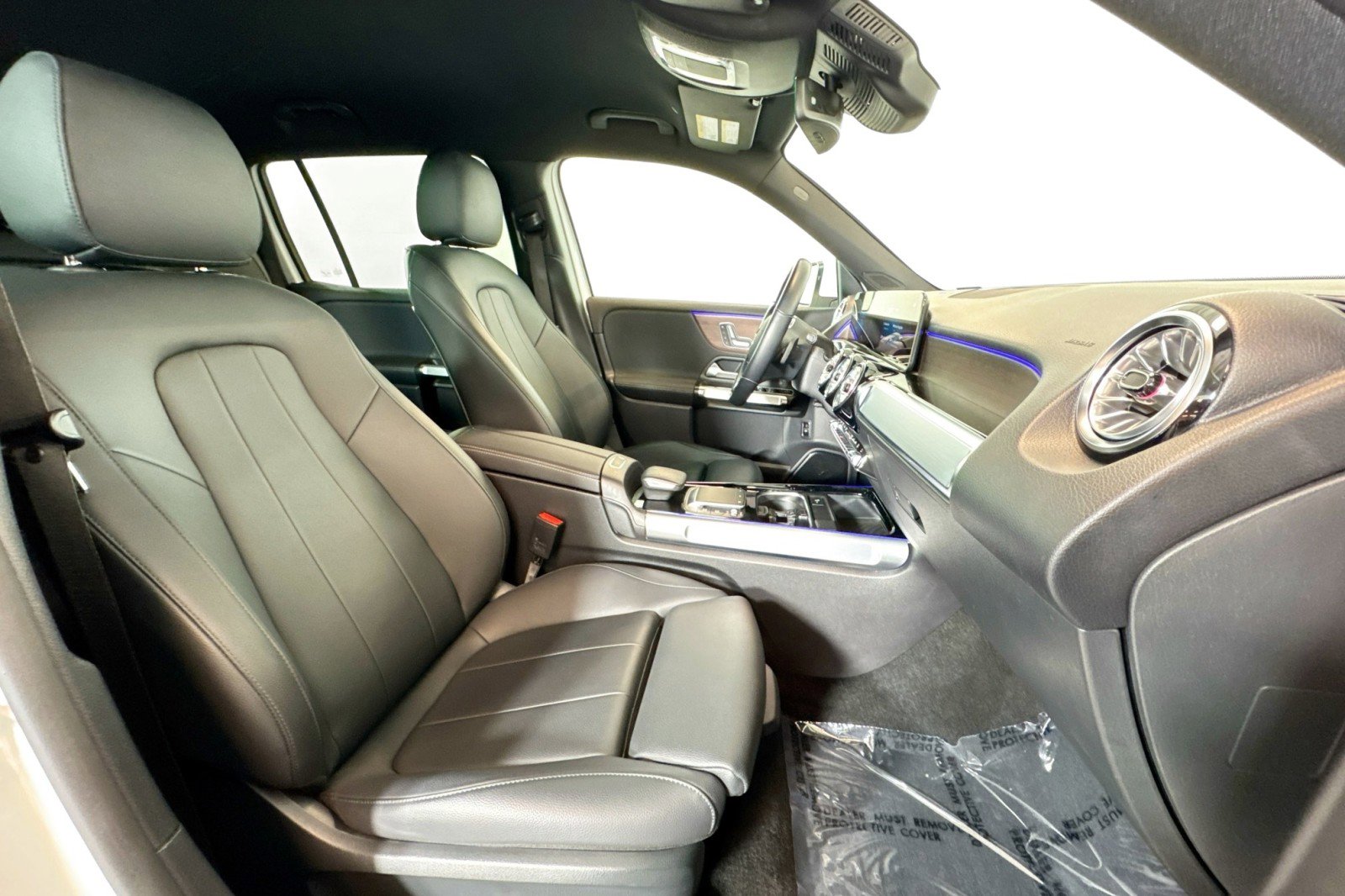 Used 2023 Mercedes-Benz EQB 300 4MATIC image 26