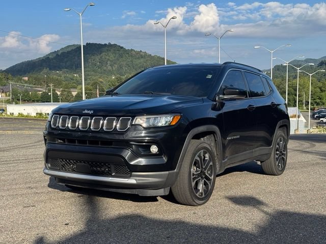 Used 2022 Jeep Compass Limited AWD/4WD image 3