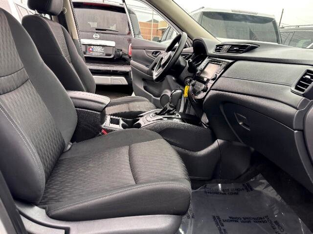 Used 2020 Nissan Rogue S image 12