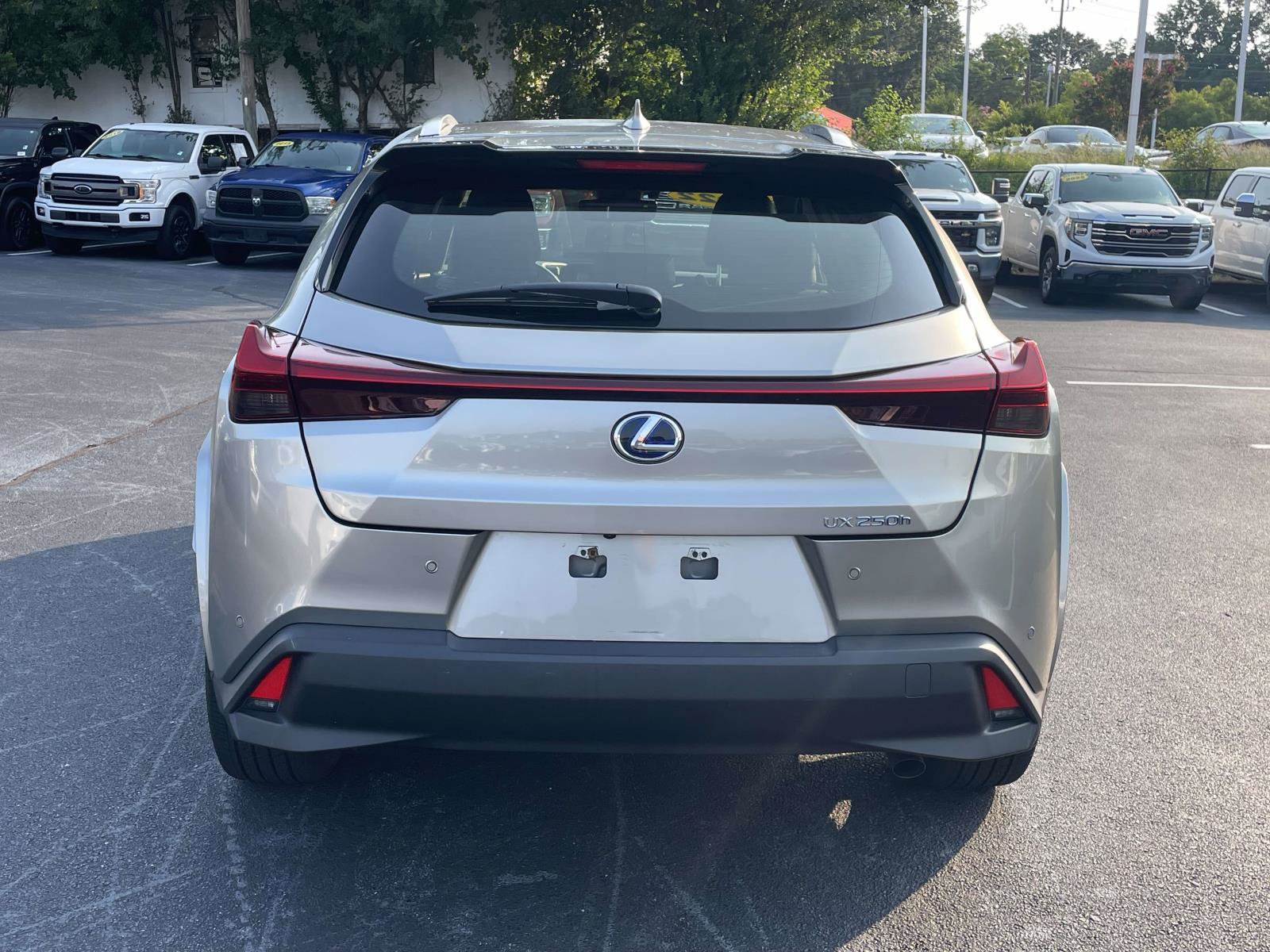 Used 2022 Lexus UX 250h w/ Premium Package AWD/4WD image 6