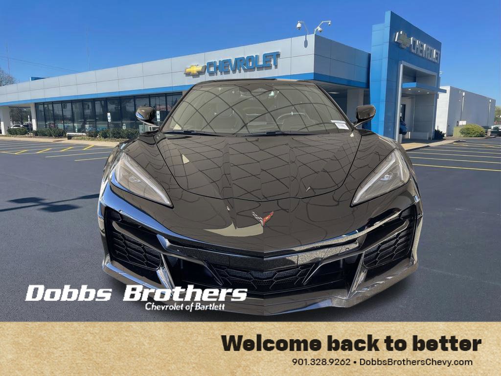 Used 2025 Chevrolet Corvette Z06 RWD image 2