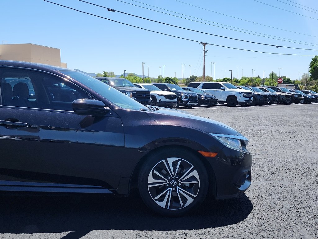 Used 2018 Honda Civic EX-T image 4