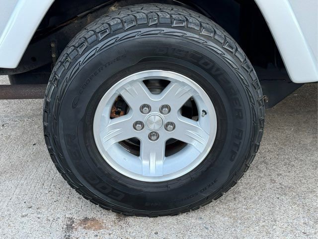 Used 2005 Jeep Wrangler Unlimited image 13