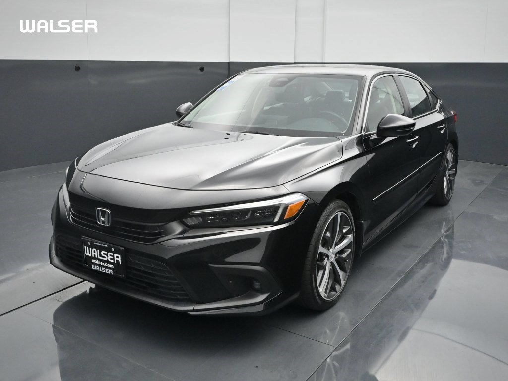 Used 2023 Honda Civic Touring image 1
