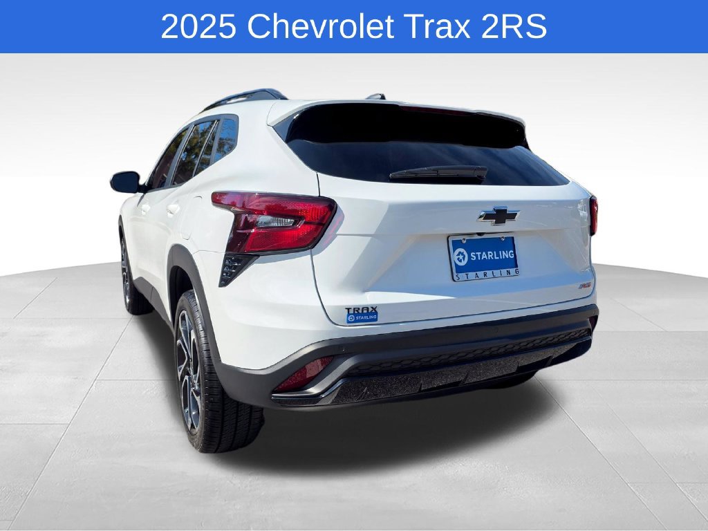 Used 2025 Chevrolet Trax RS w/ Driver Confidence Package FWD image 7