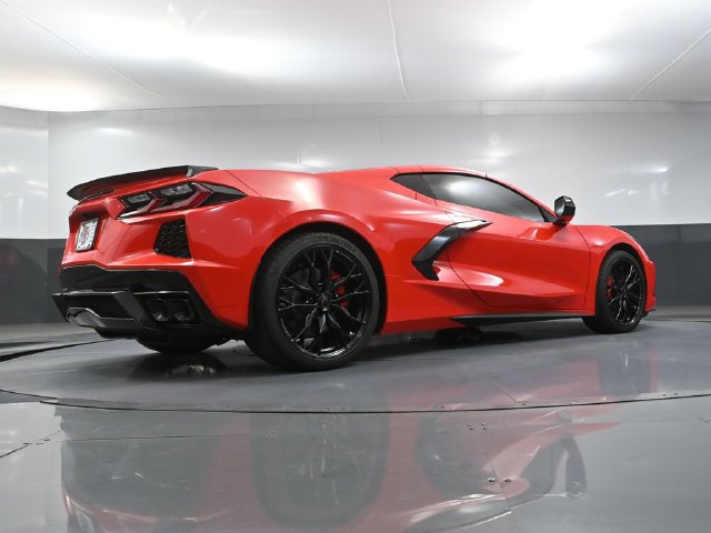 Used 2024 Chevrolet Corvette Stingray Preferred Cpe w/ Battery Protection Package RWD image 40
