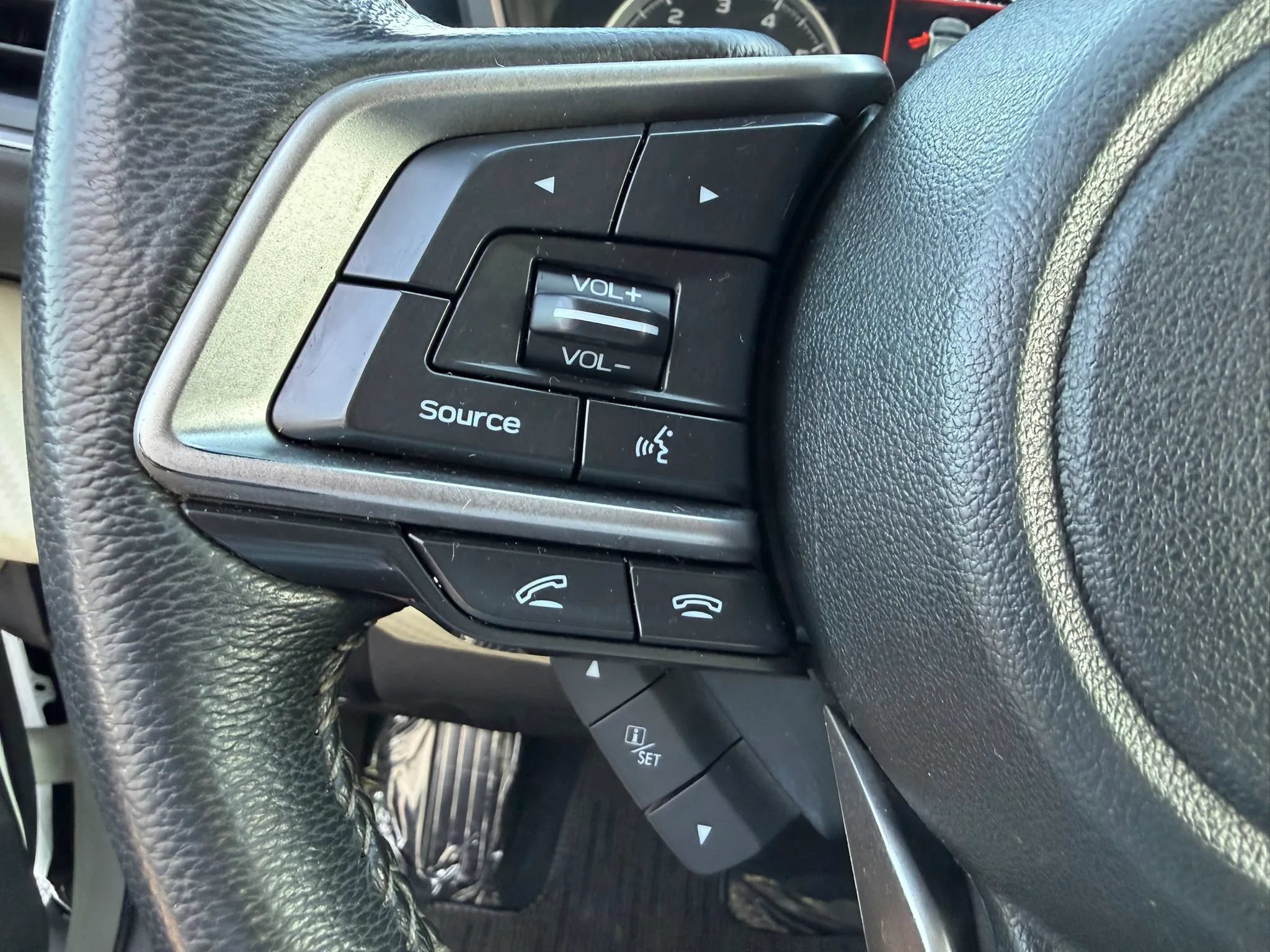 Used 2019 Subaru Ascent Premium AWD/4WD image 42