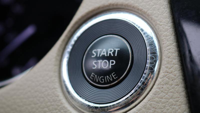 Used 2015 Nissan Rogue SV image 12