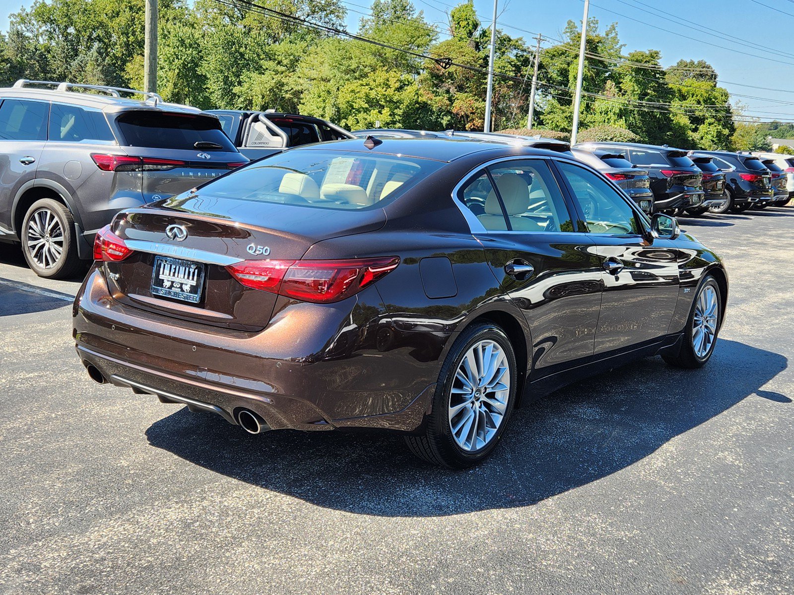Certified 2018 INFINITI Q50 Luxe w/ Sensory Package (Luxe) AWD/4WD image 4