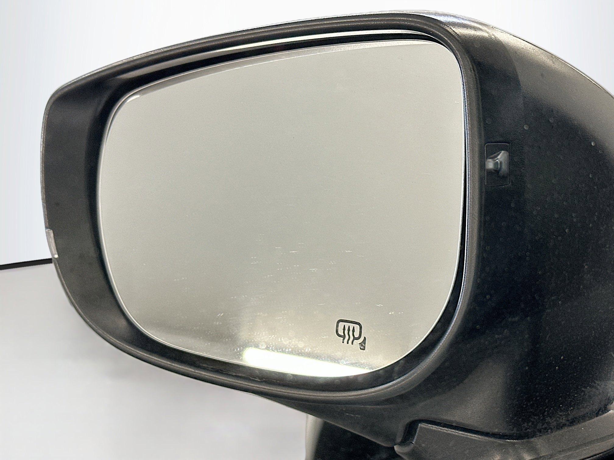 Used 2024 Subaru Crosstrek 2.0i Premium image 16