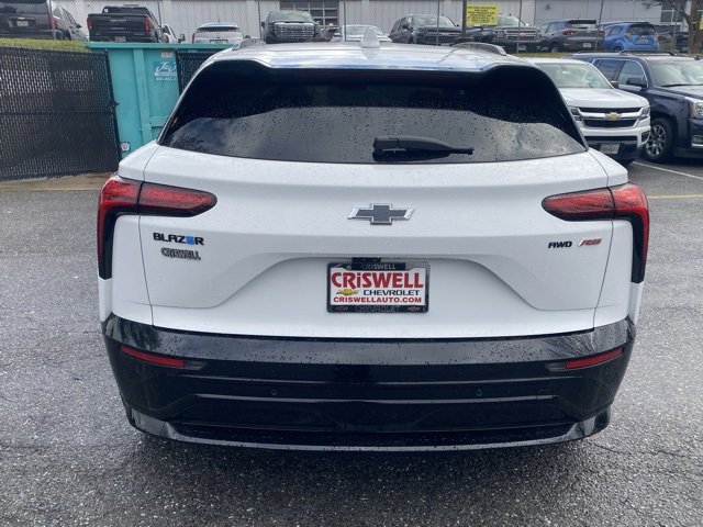 Used 2024 Chevrolet Blazer EV RS image 6