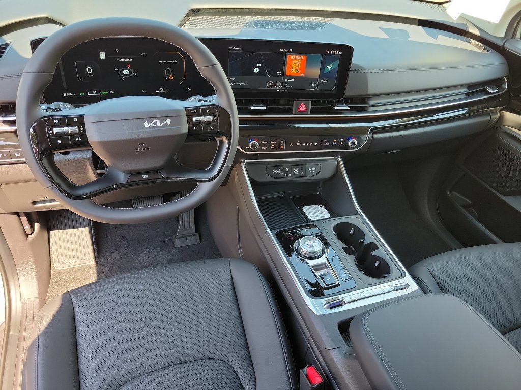 New 2027 Kia Carnival SX Prestige FWD image 13