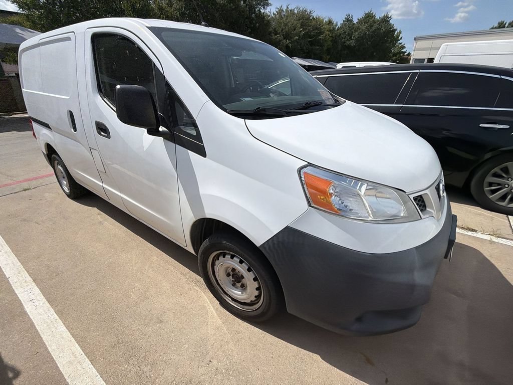 Used 2017 Nissan NV200 S FWD image 2