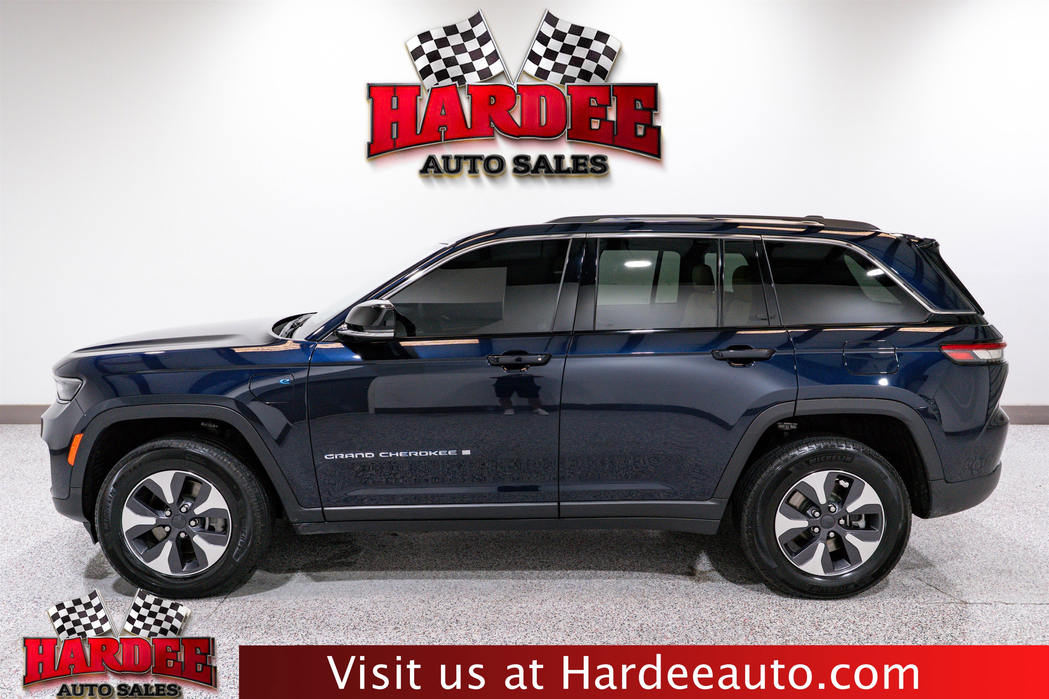 Used 2023 Jeep Grand Cherokee 4WD 4xe