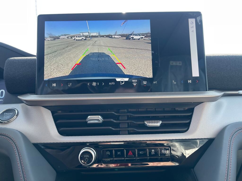 New 2026 Ford Explorer Active w/ Active Comfort Package image 9