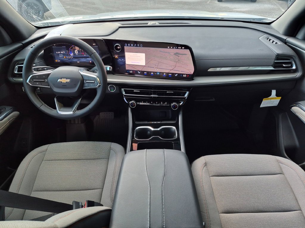 New 2026 Chevrolet Traverse LT w/ LPO, Floor Liner Package FWD image 26
