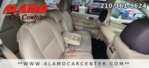 Used 2017 Nissan Pathfinder S image 24
