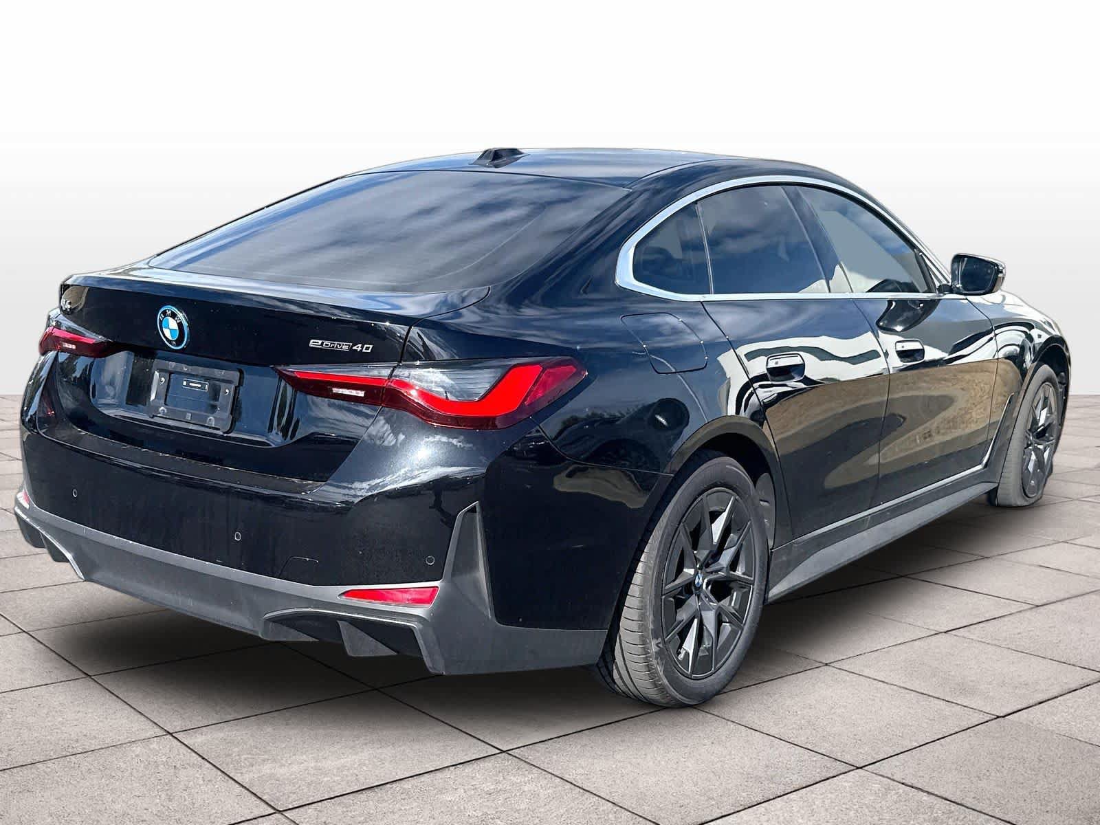 Used 2025 BMW i4 eDrive40 w/ Premium Package RWD image 9