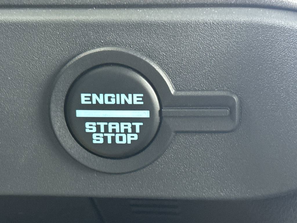 New 2025 Ford Bronco 4-Door image 23