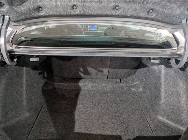 Used 2018 Honda Civic EX-L image 6