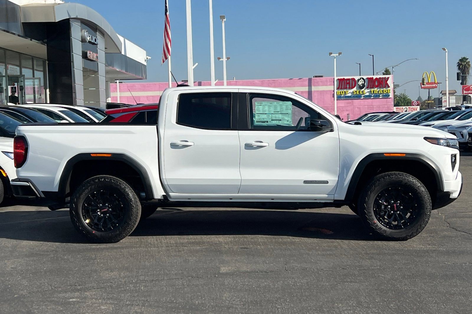 New 2026 GMC Canyon Elevation w/ Convenience Package image 4