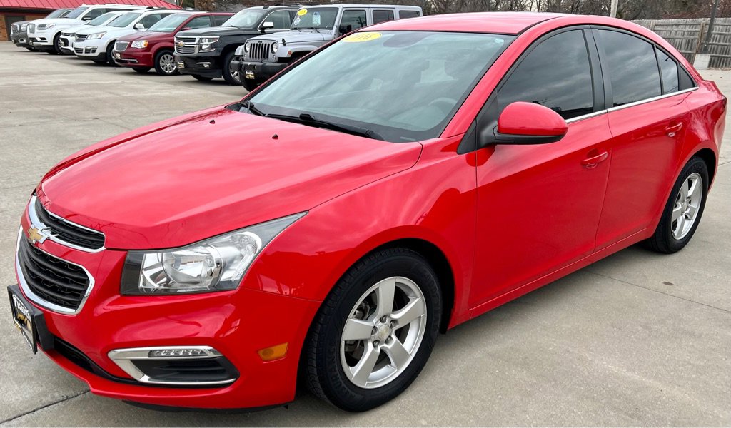 Used 2016 Chevrolet Cruze LT image 3
