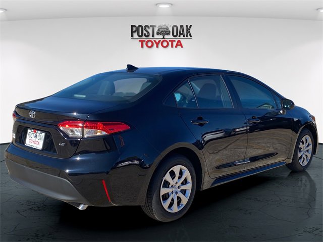 Used 2025 Toyota Corolla LE image 7