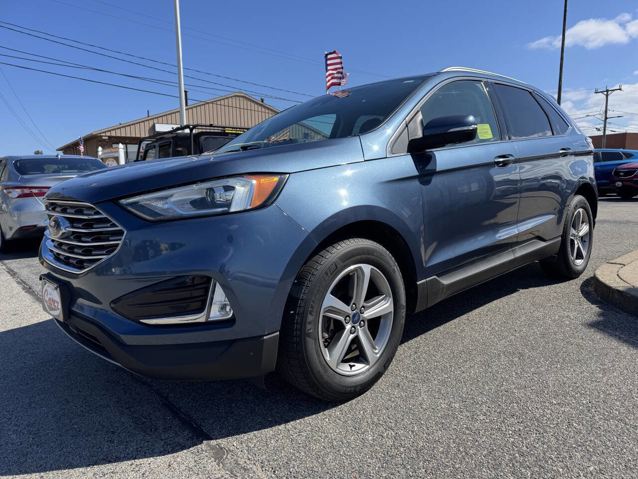 Used 2019 Ford Edge SEL w/ Equipment Group 201A image 3