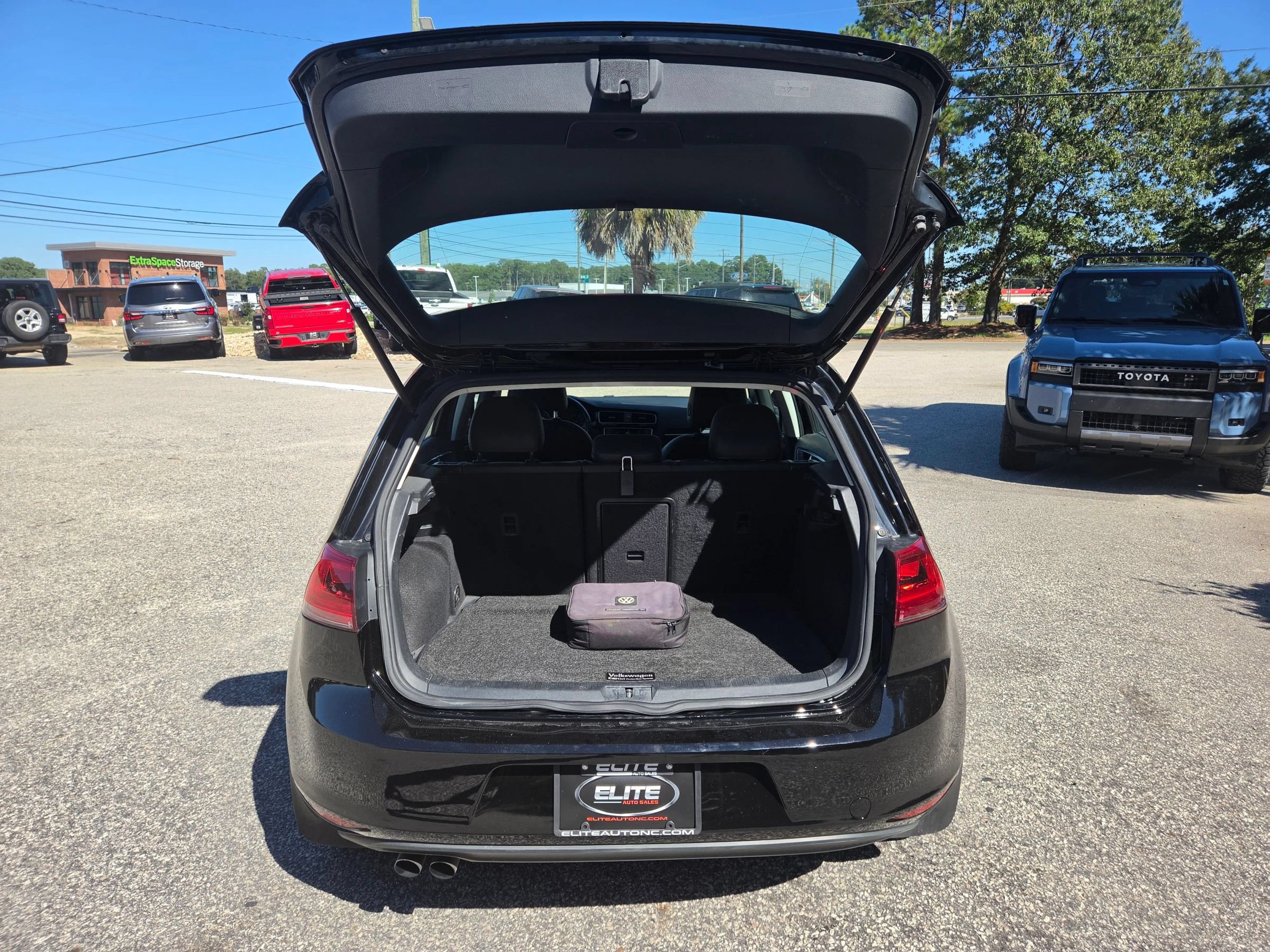Used 2015 Volkswagen Golf SEL w/ Lighting Package (SEL) FWD image 10