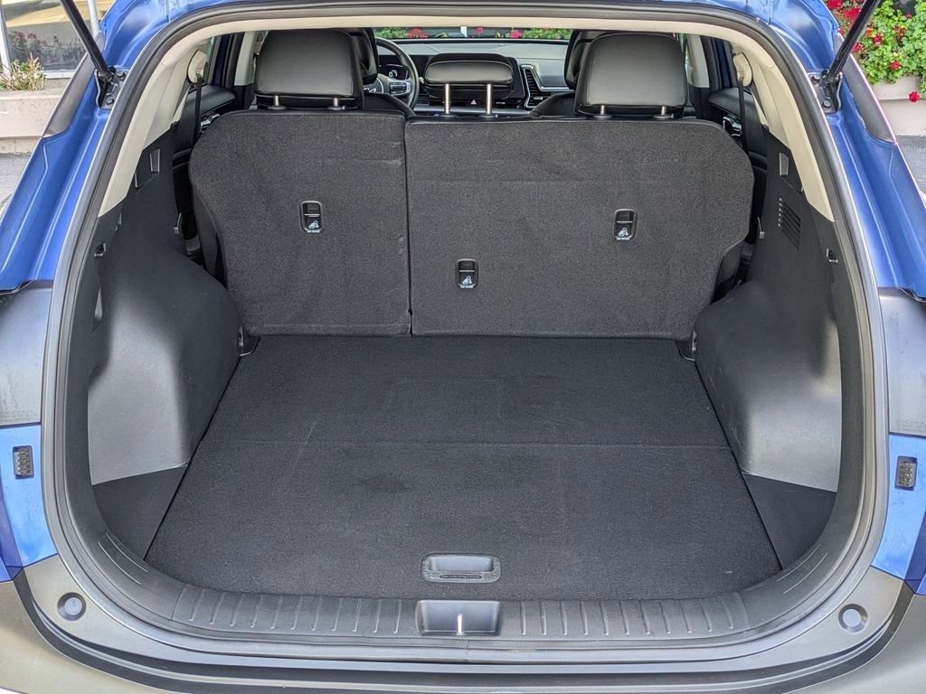 Used 2023 Kia Sportage EX image 19