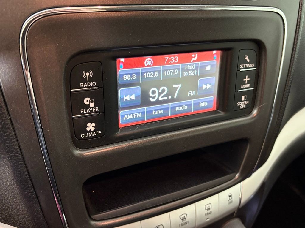 Used 2017 Dodge Journey SE w/ Flexible Seating Group image 24