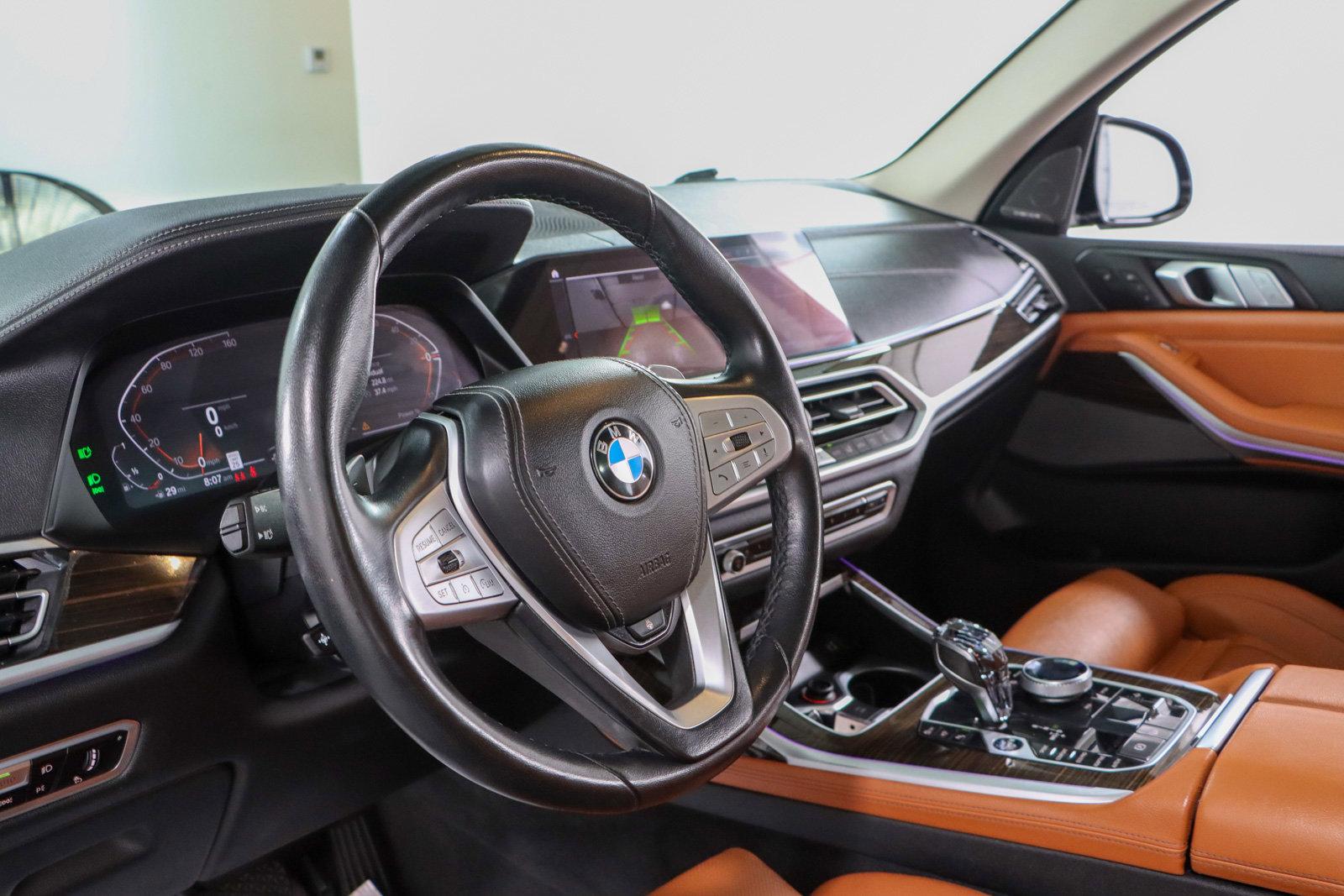Used 2021 BMW X7 xDrive40i w/ Executive Package image 23