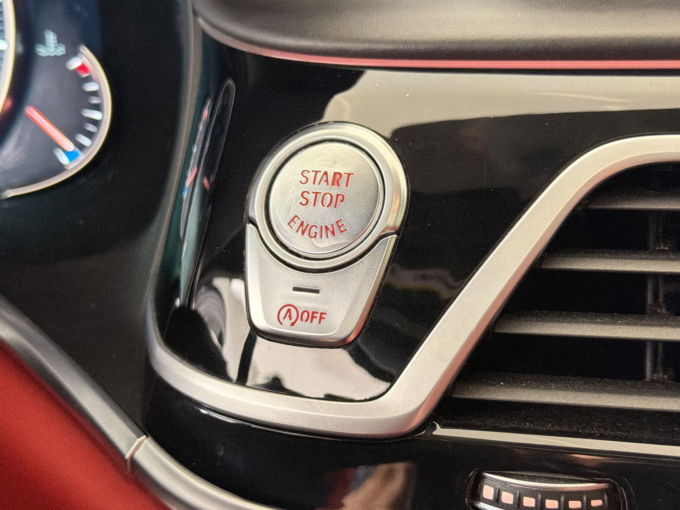 Used 2017 BMW 750i RWD image 29