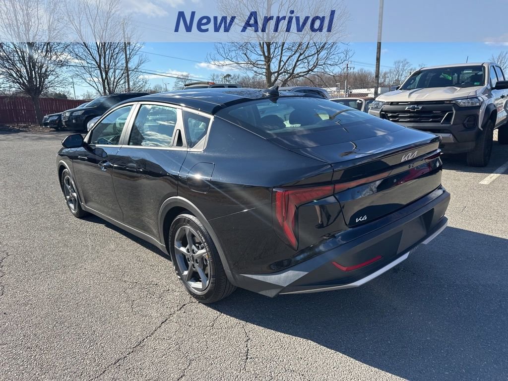 Used 2025 Kia K4 LXS image 4