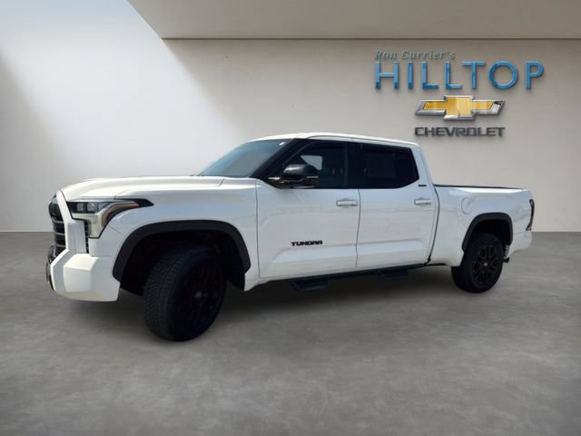 Used 2025 Toyota Tundra Limited AWD/4WD image 14