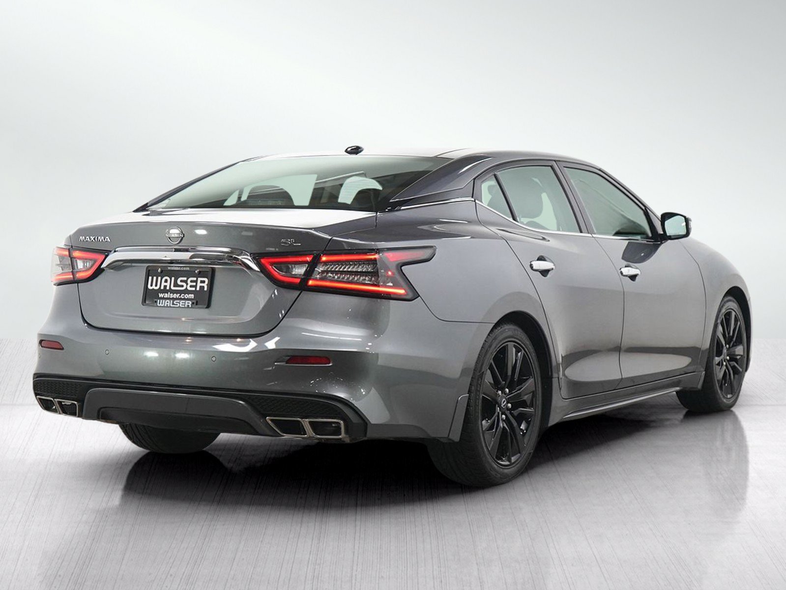 Used 2023 Nissan Maxima SL FWD image 5