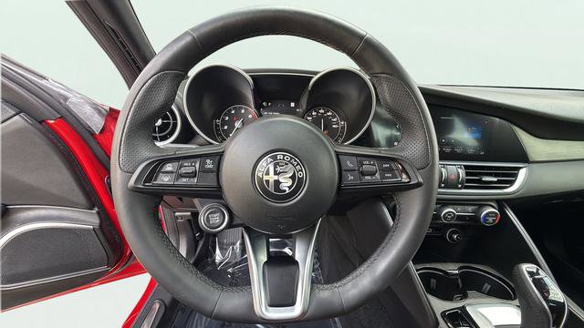 Used 2023 Alfa Romeo Giulia Ti w/ Active Assist Plus Package image 15