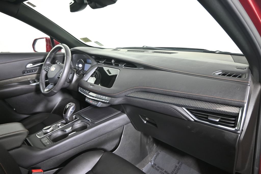 Used 2019 Cadillac XT4 Sport w/ Driver Awareness Package AWD/4WD image 14
