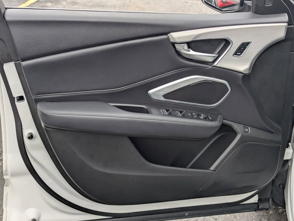 Used 2024 Acura RDX SH-AWD image 22