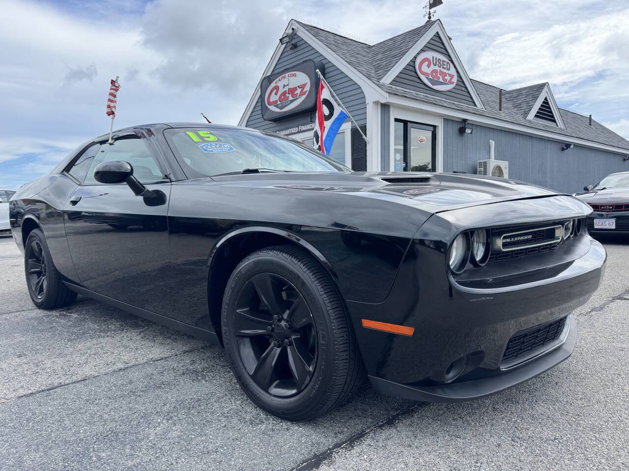 Used 2015 Dodge Challenger SXT