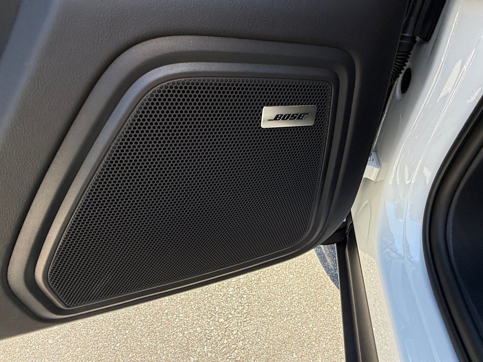 Certified 2026 Porsche Macan Turbo AWD/4WD image 22