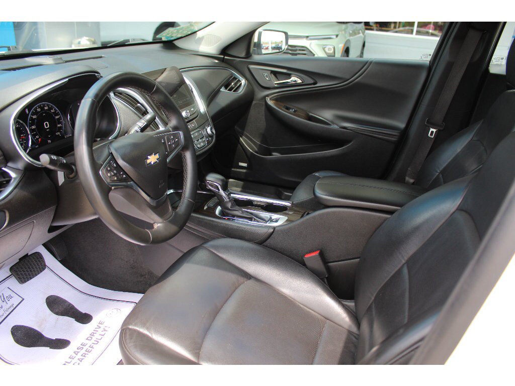 Used 2024 Chevrolet Malibu LT FWD image 8